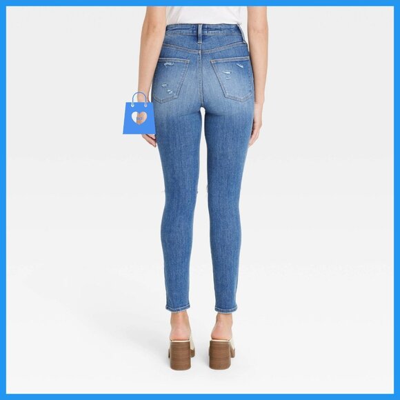 10 Short - Womens High-Rise Skinny Jeans - Universal Thread - Medium Wash - Picture 11 of 11